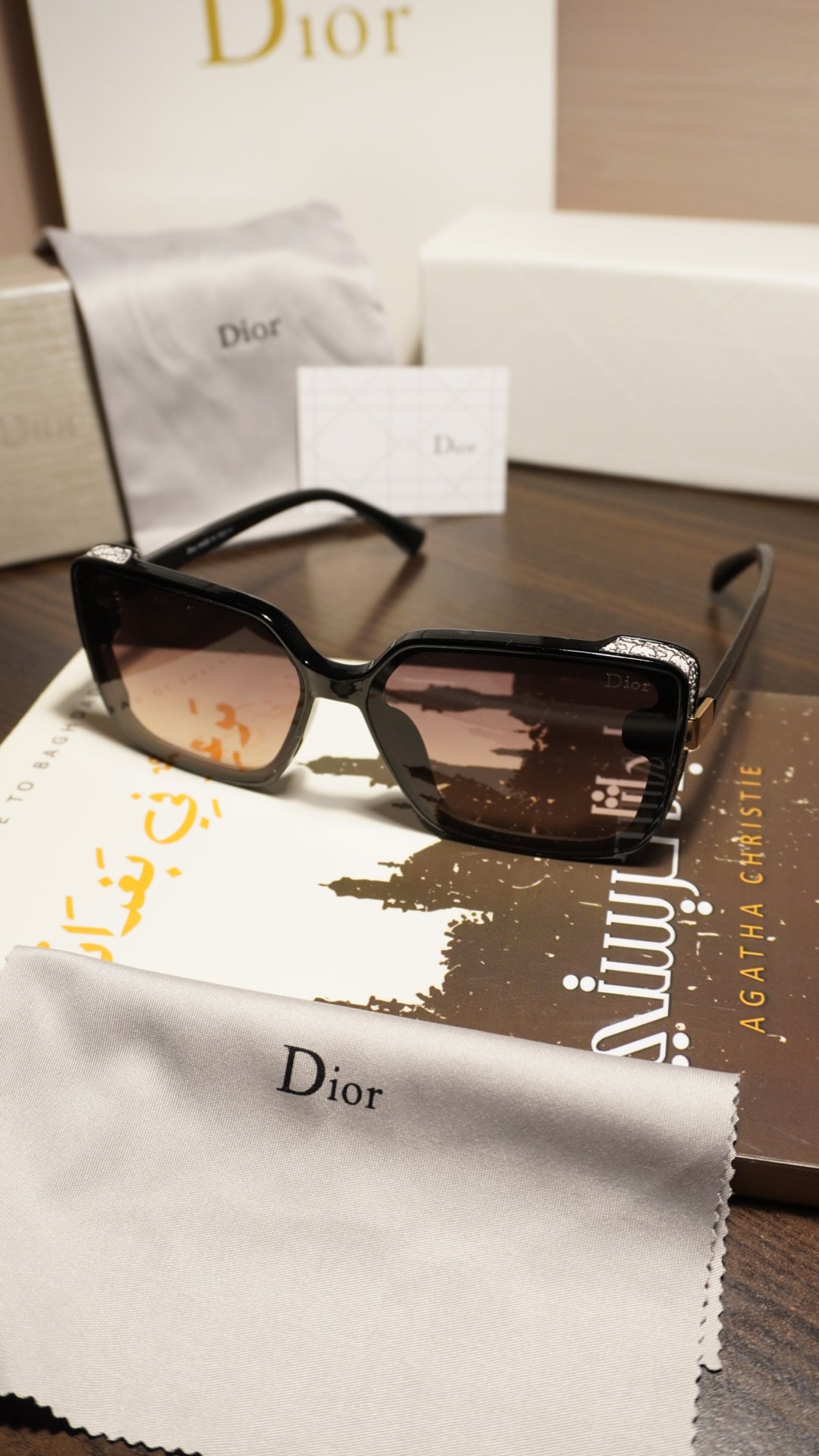 Dior