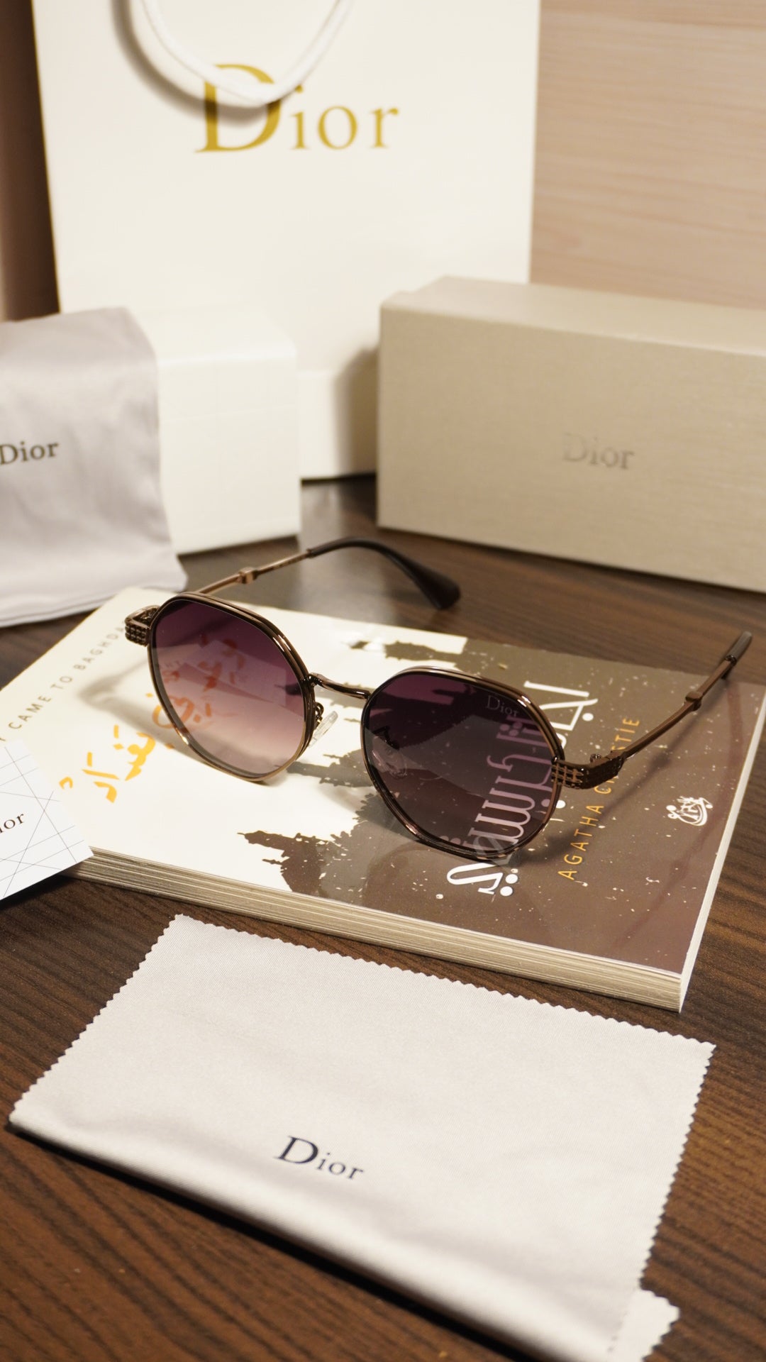 Dior