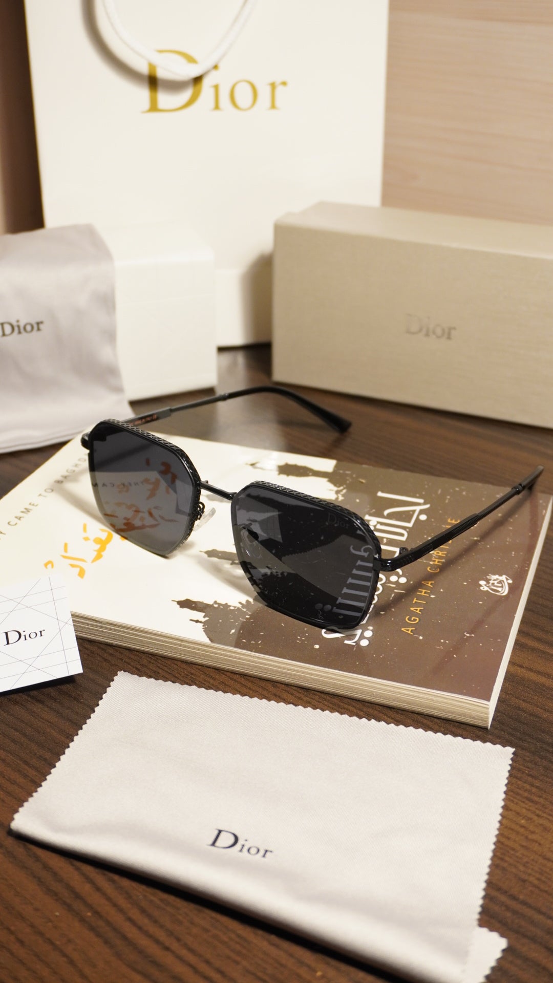 Dior